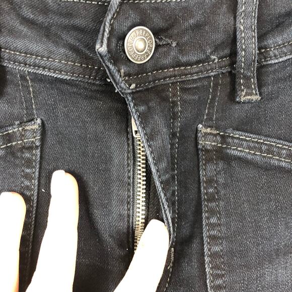 Free People Ivy Mid Rise Skinny Released Hem Jeans Seal Blue Sz. 26 NEW - Picture 8 of 12